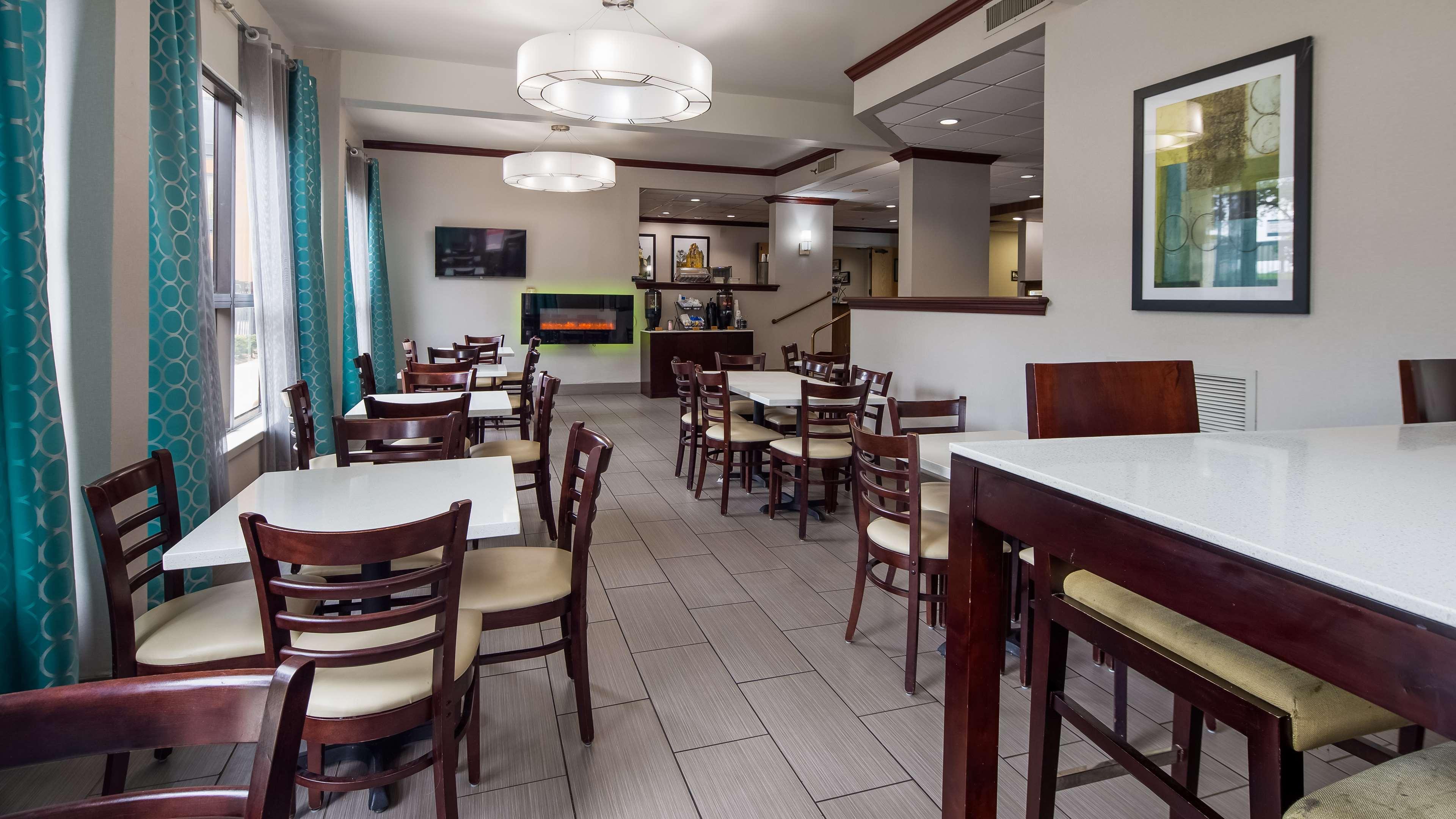 Clarion Pointe Near Medical Center Hotel San Antonio Exterior foto